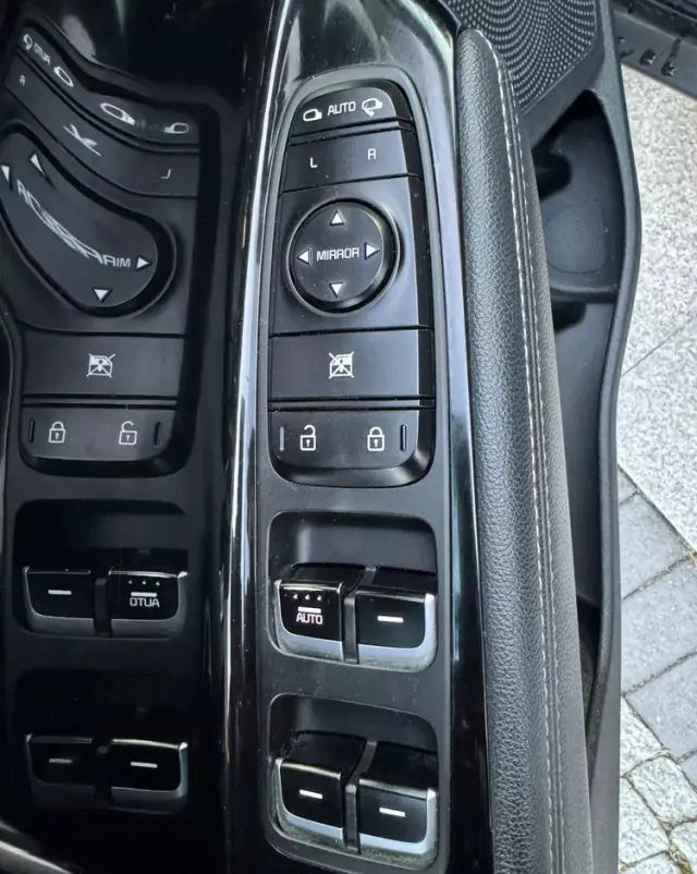 KIA Niro 1.6 GDI Hybrid Business Line