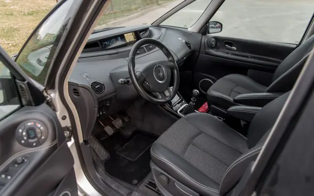 RENAULT Espace 