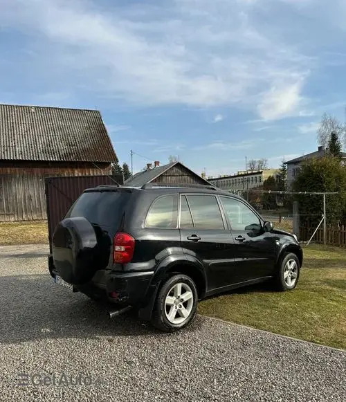 TOYOTA Rav 4 