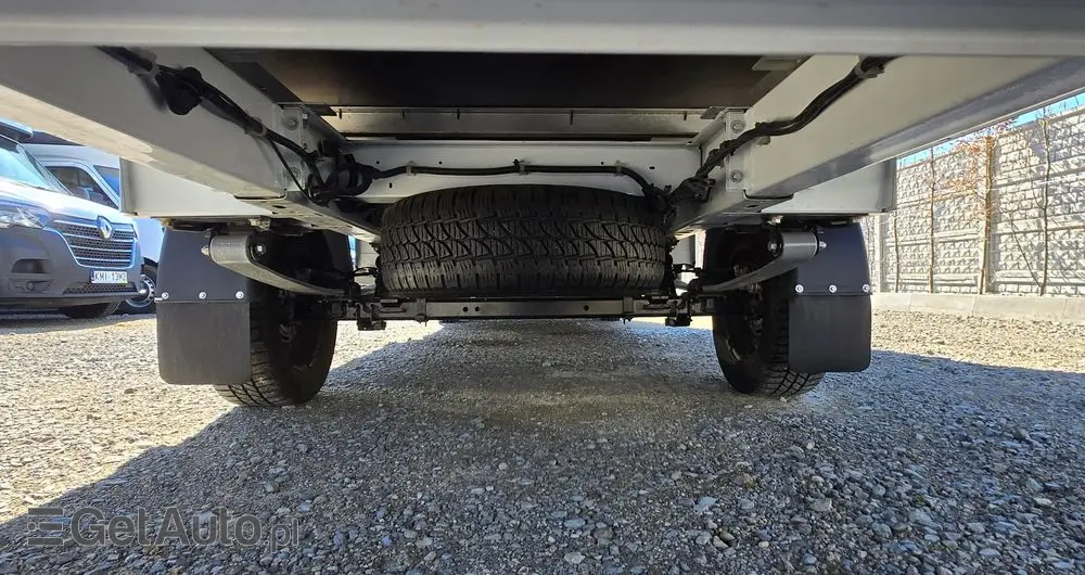 RENAULT Master 2x +zabudowa 12 palet-reg wysokości Spanie XXL 