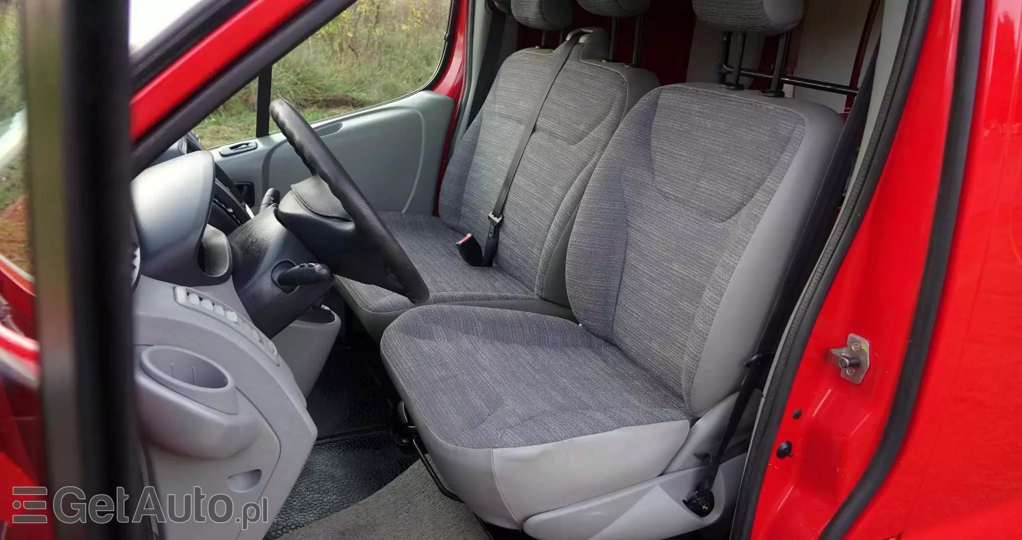 RENAULT TRAFIC 