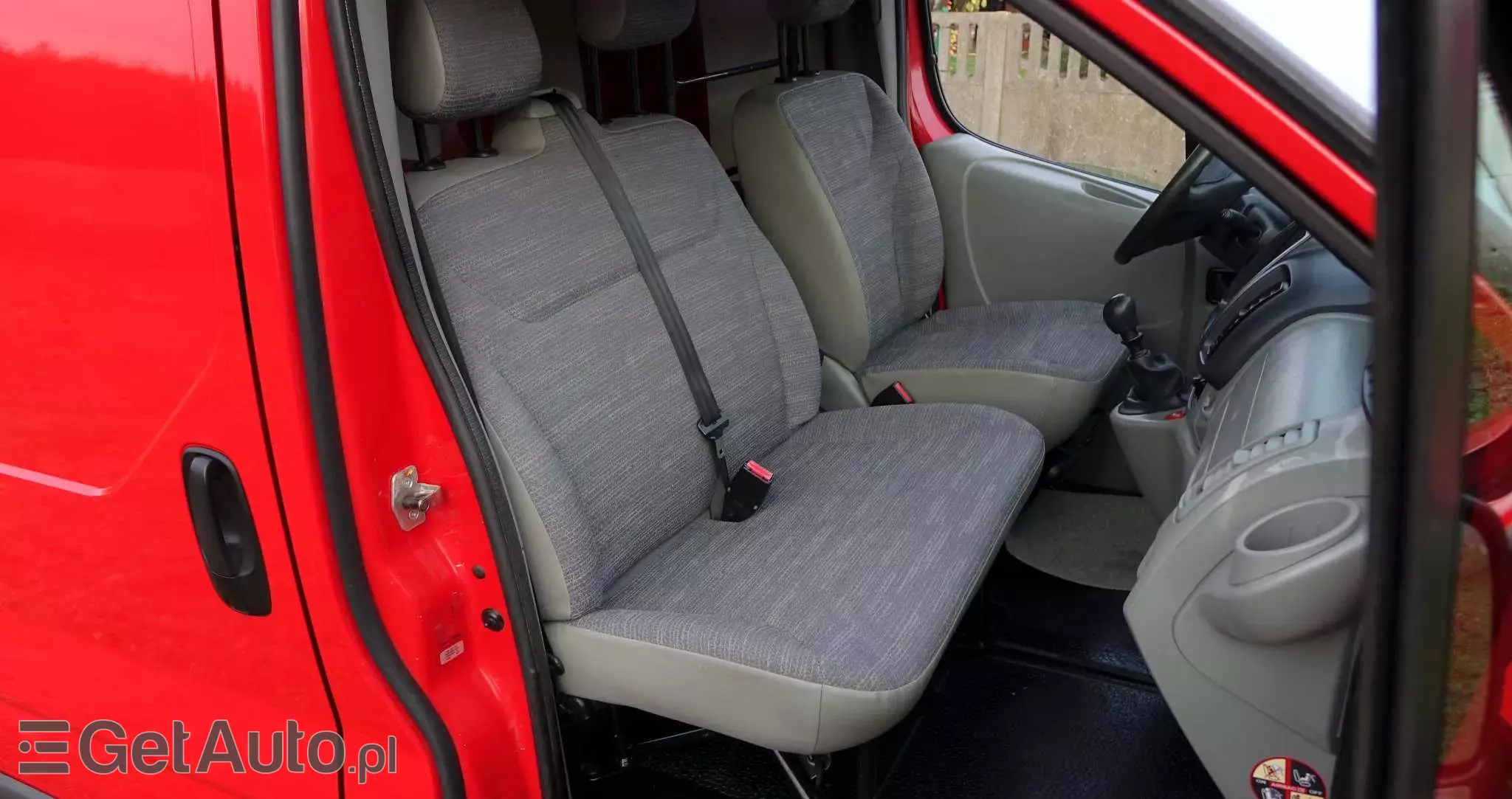 RENAULT TRAFIC 