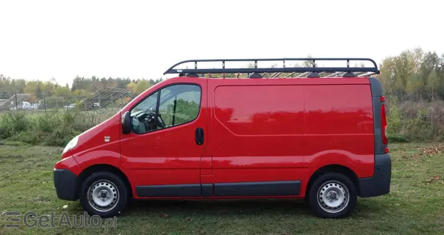 RENAULT TRAFIC 