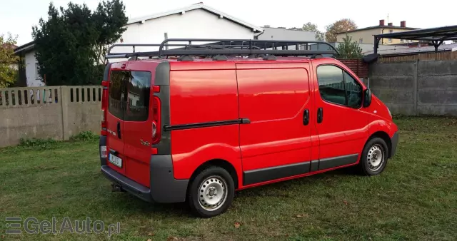 RENAULT TRAFIC 