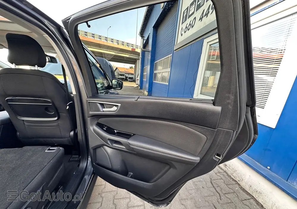 FORD S-Max 2.0 TDCi Bi-Turbo Titanium