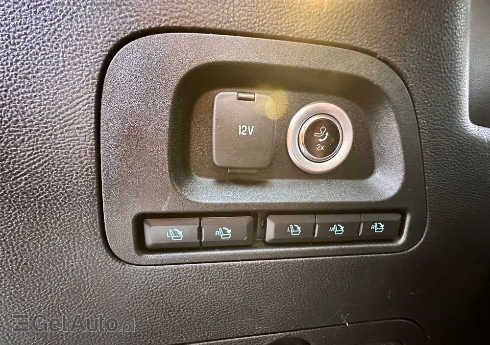 FORD S-Max 2.0 TDCi Bi-Turbo Titanium