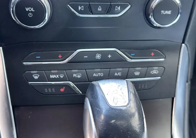 FORD S-Max 2.0 TDCi Bi-Turbo Titanium