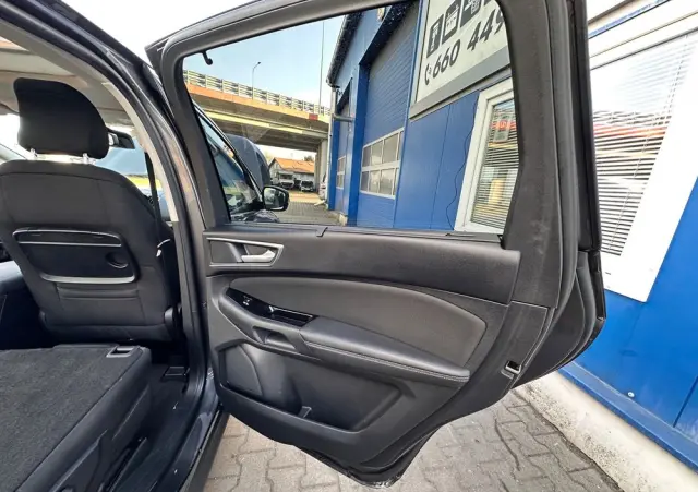 FORD S-Max 2.0 TDCi Bi-Turbo Titanium