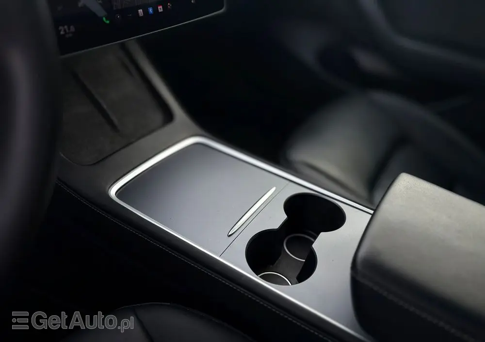 TESLA Model 3 Premium Langstreckenbatterie AWD Dual Motor