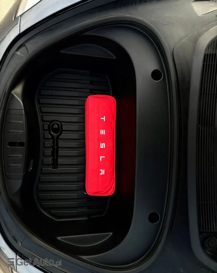 TESLA Model 3 Premium Langstreckenbatterie AWD Dual Motor