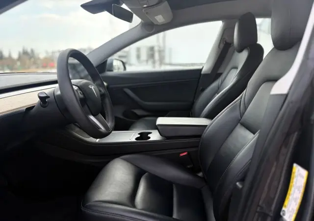 TESLA Model 3 Premium Langstreckenbatterie AWD Dual Motor