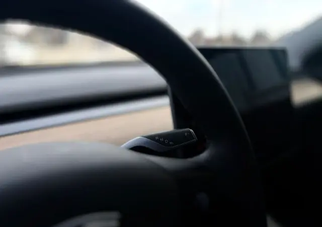 TESLA Model 3 Premium Langstreckenbatterie AWD Dual Motor