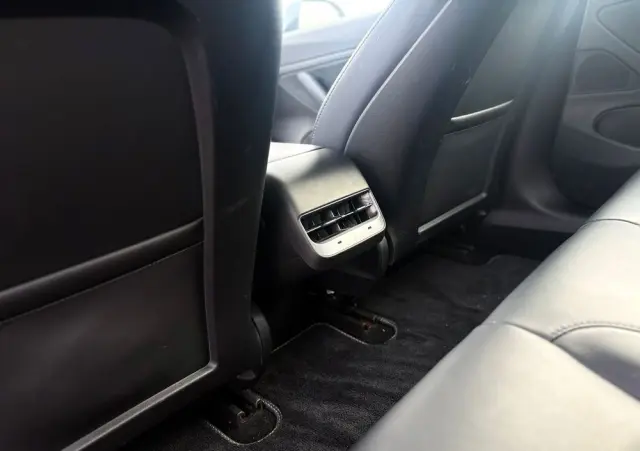 TESLA Model 3 Premium Langstreckenbatterie AWD Dual Motor
