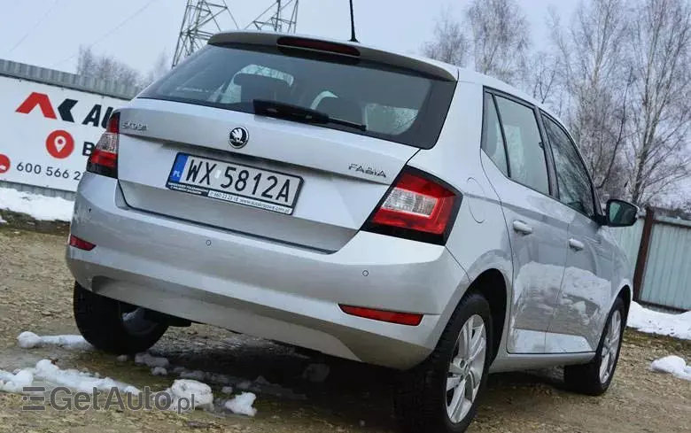SKODA Fabia 1.0 TSI Ambition