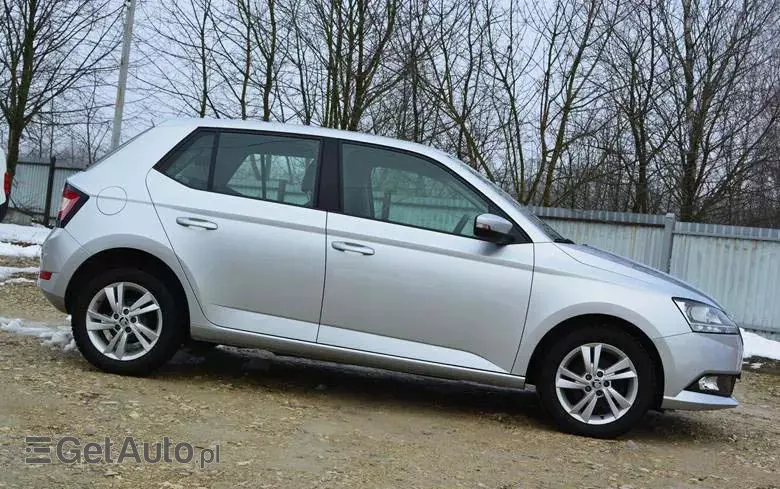 SKODA Fabia 1.0 TSI Ambition