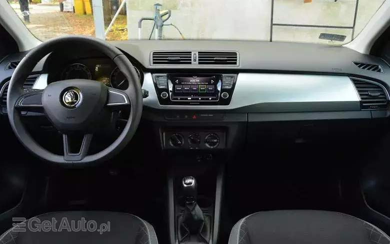 SKODA Fabia 1.0 TSI Ambition
