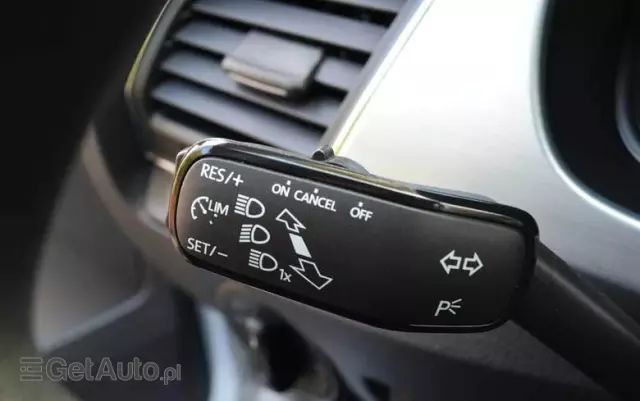 SKODA Fabia 1.0 TSI Ambition