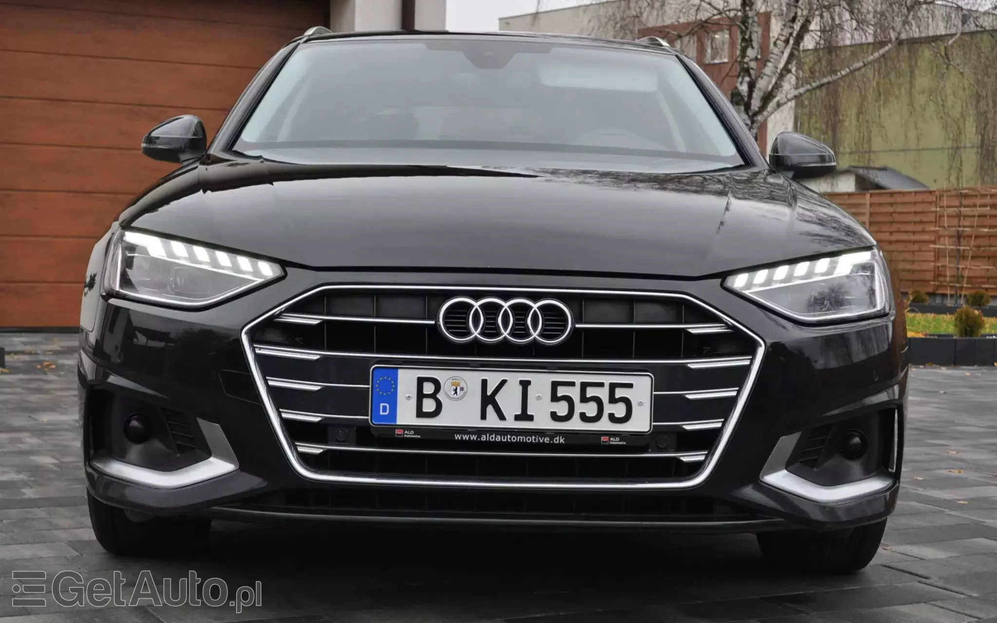 AUDI A4 40 TDI Advanced S tronic