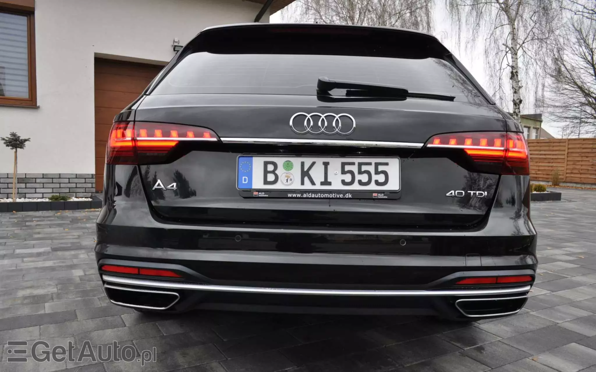 AUDI A4 40 TDI Advanced S tronic