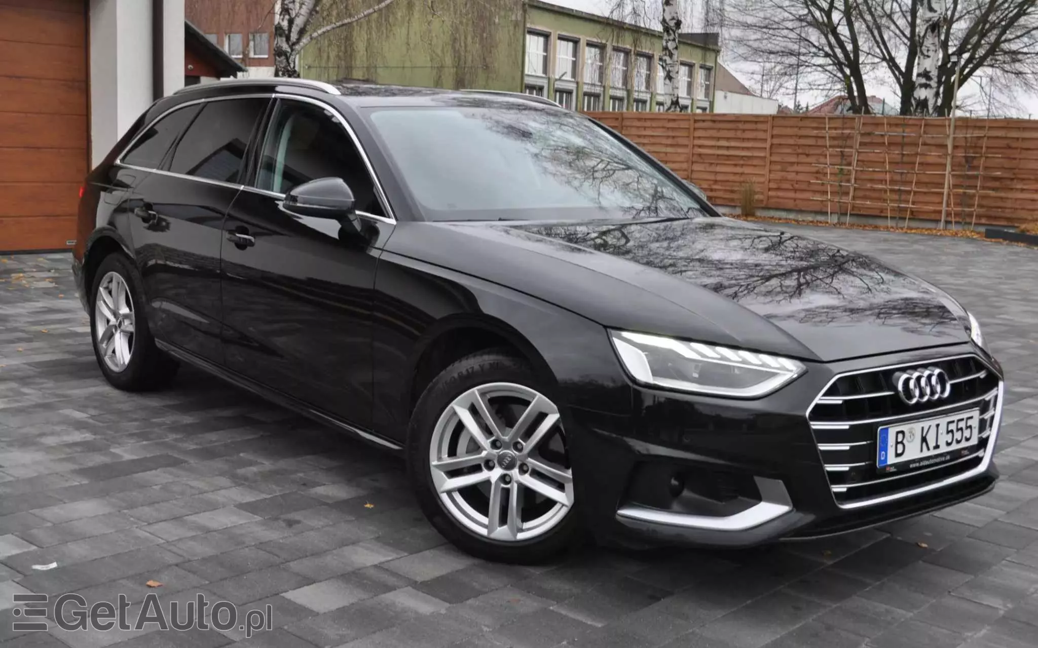 AUDI A4 40 TDI Advanced S tronic