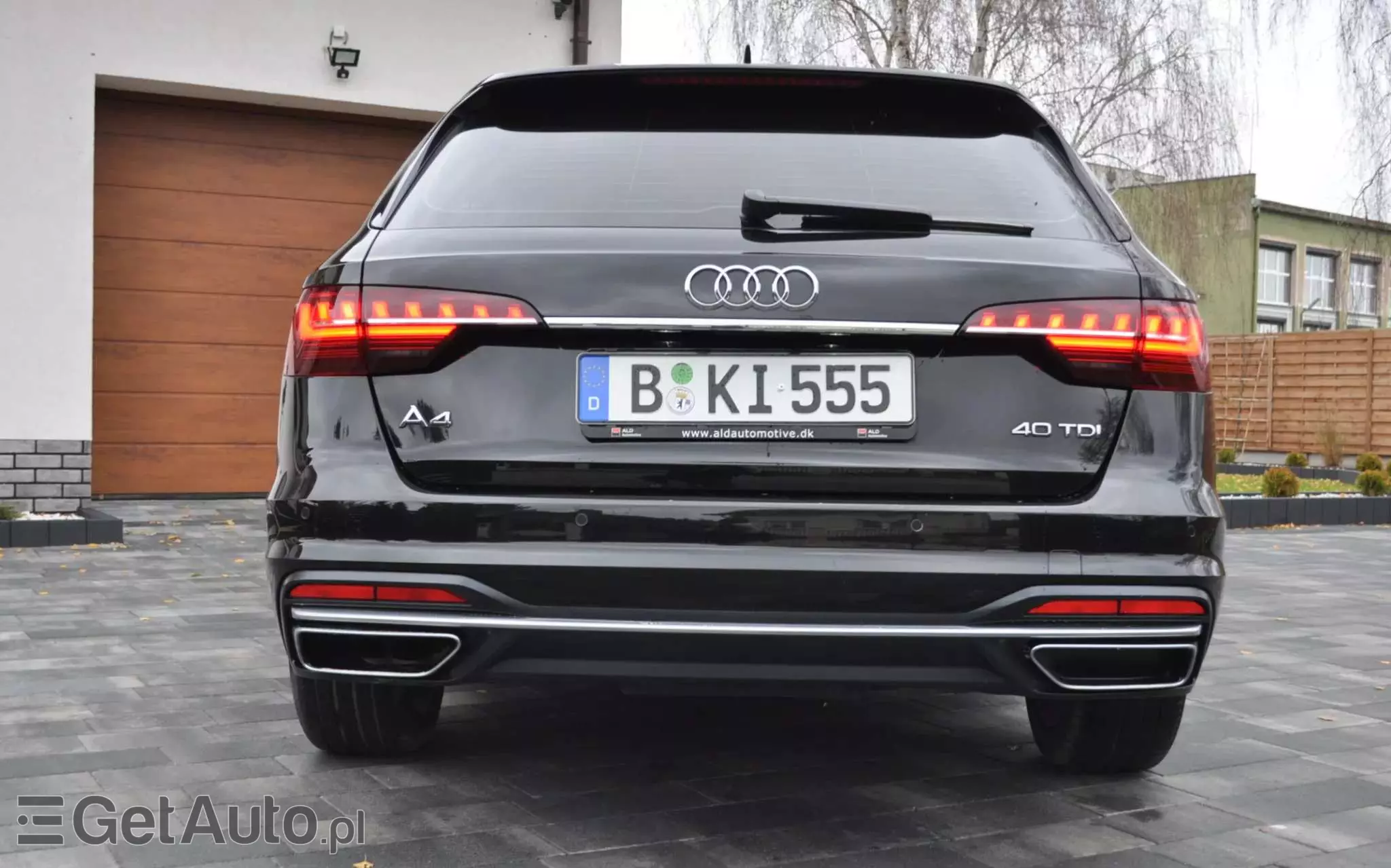 AUDI A4 40 TDI Advanced S tronic