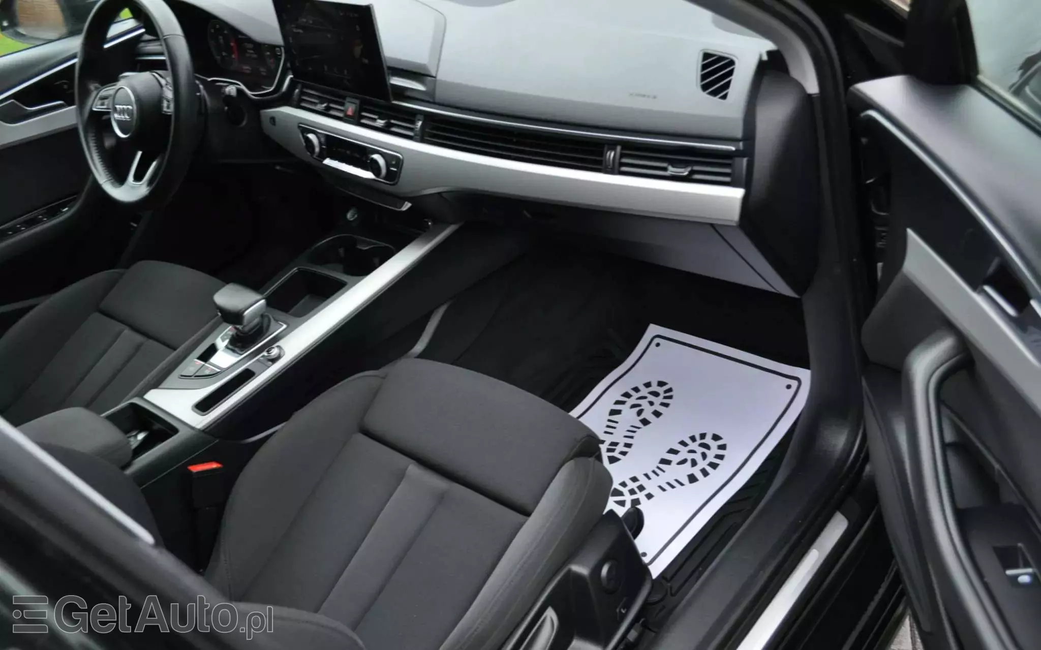 AUDI A4 40 TDI Advanced S tronic