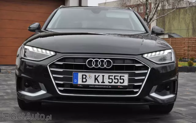 AUDI A4 40 TDI Advanced S tronic