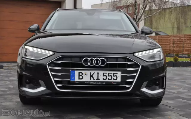 AUDI A4 40 TDI Advanced S tronic