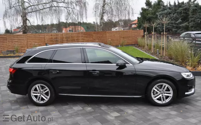 AUDI A4 40 TDI Advanced S tronic