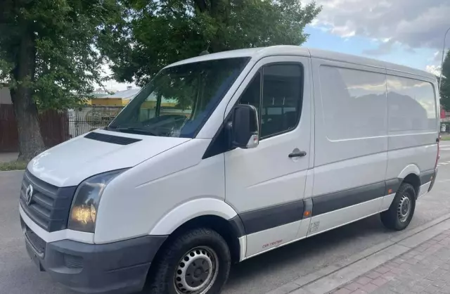 VOLKSWAGEN Crafter 