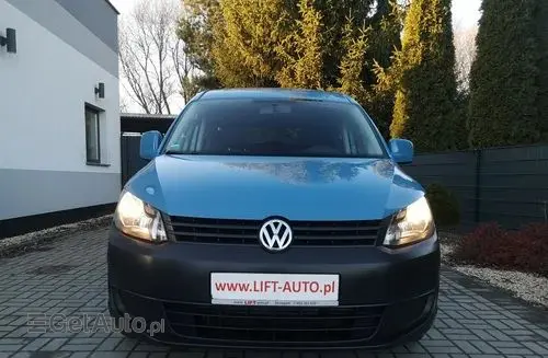 VOLKSWAGEN Caddy California 