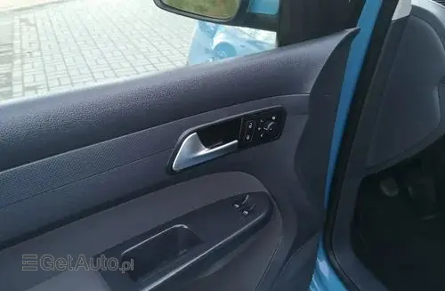 VOLKSWAGEN Caddy California 