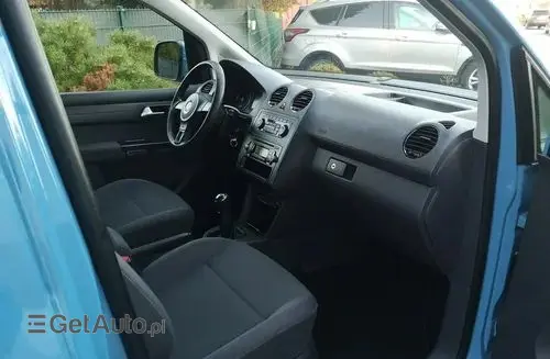 VOLKSWAGEN Caddy California 