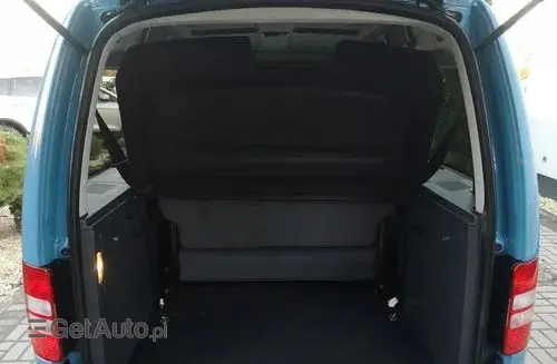 VOLKSWAGEN Caddy California 