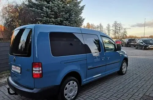 VOLKSWAGEN Caddy California 