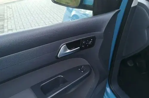 VOLKSWAGEN Caddy California 