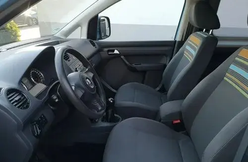 VOLKSWAGEN Caddy California 