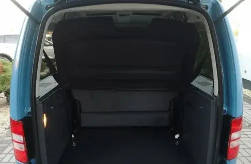 VOLKSWAGEN Caddy California 