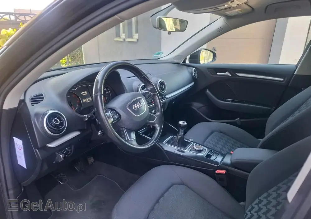 AUDI A3 Sportback 1.6 TDI sport