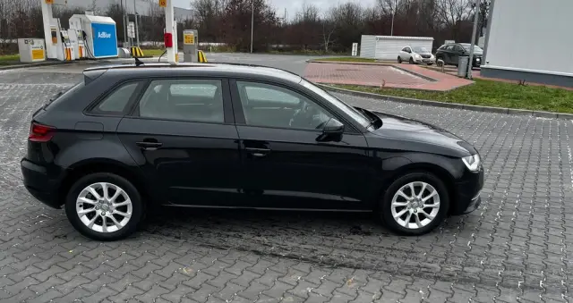 AUDI A3 Sportback 1.6 TDI sport