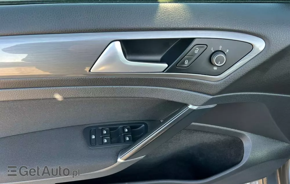 VOLKSWAGEN Golf VII 1.4 TSI BMT Highline DSG