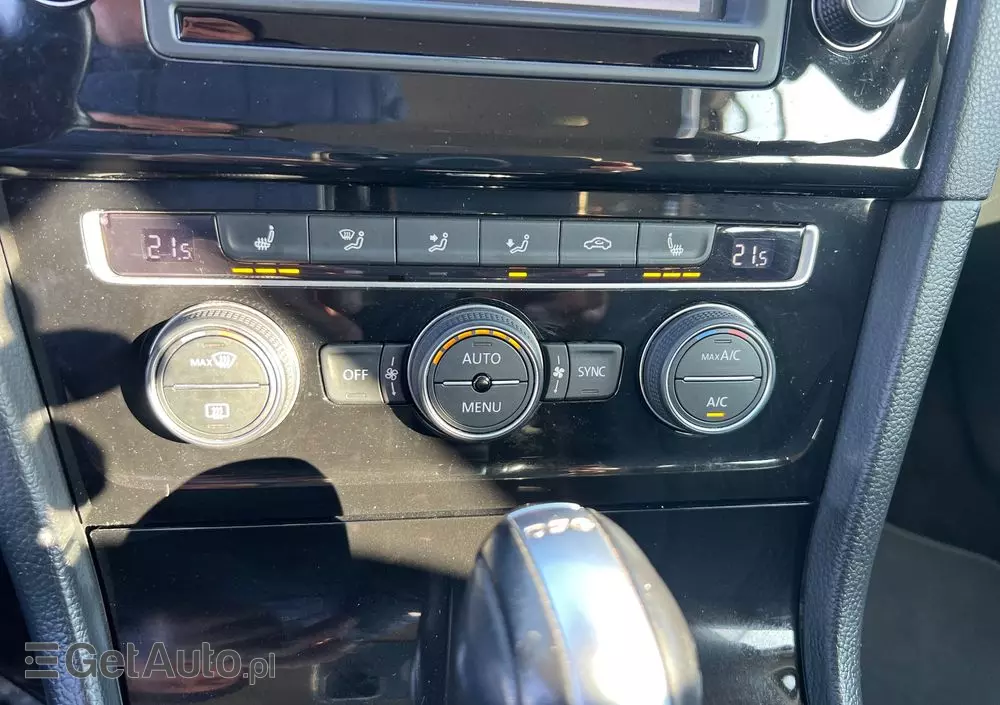 VOLKSWAGEN Golf VII 1.4 TSI BMT Highline DSG