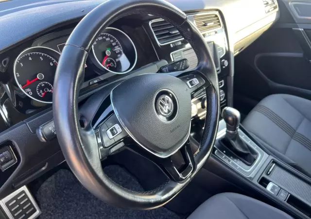 VOLKSWAGEN Golf VII 1.4 TSI BMT Highline DSG