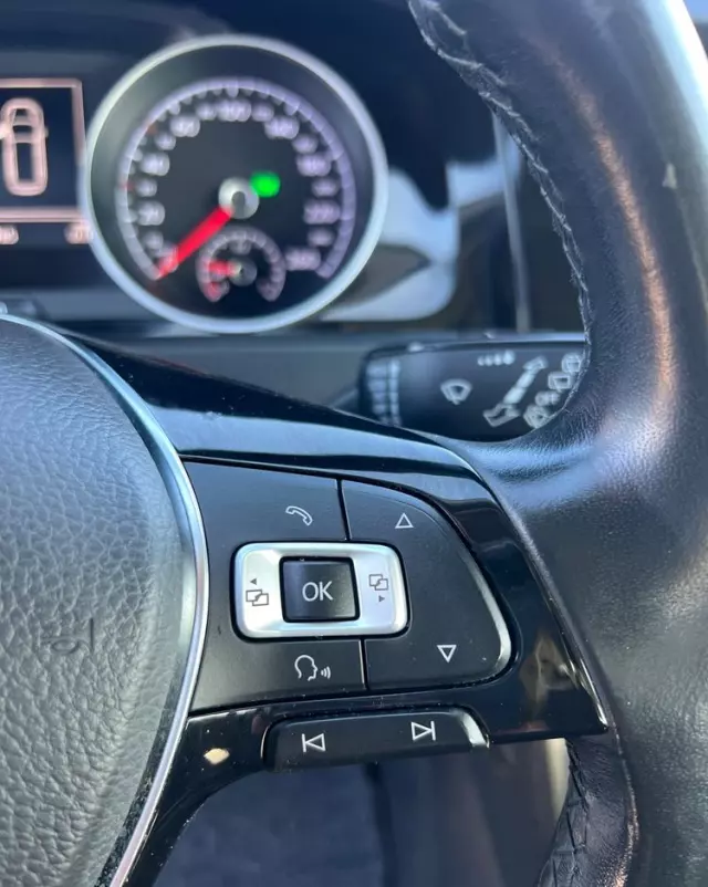 VOLKSWAGEN Golf VII 1.4 TSI BMT Highline DSG