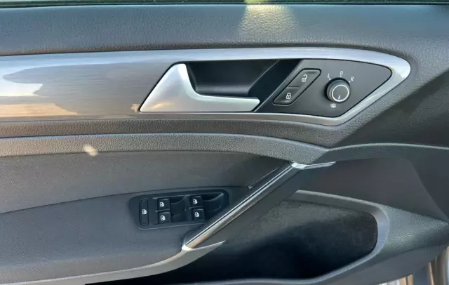 VOLKSWAGEN Golf VII 1.4 TSI BMT Highline DSG