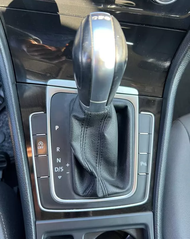 VOLKSWAGEN Golf VII 1.4 TSI BMT Highline DSG