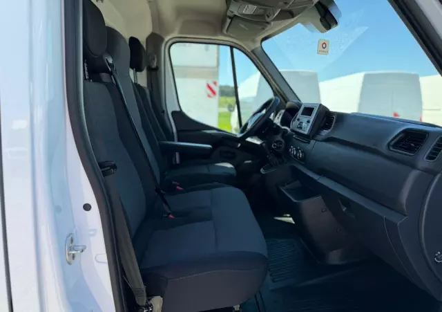 RENAULT 2023/MASTER/L3H2/135KM/Klima/tempomat/multifunkcja/Bliss/ 