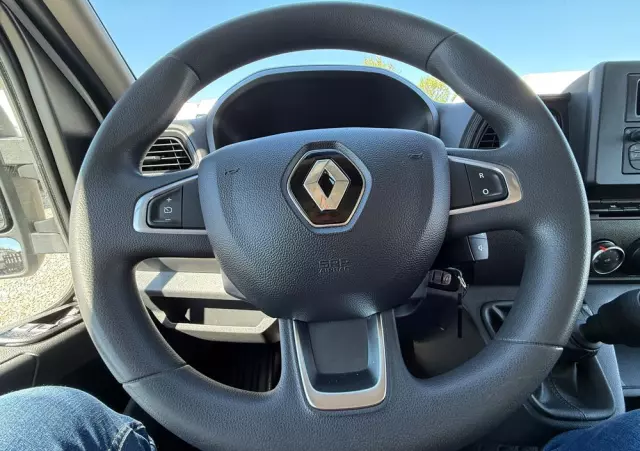 RENAULT 2023/MASTER/L3H2/135KM/Klima/tempomat/multifunkcja/Bliss/ 