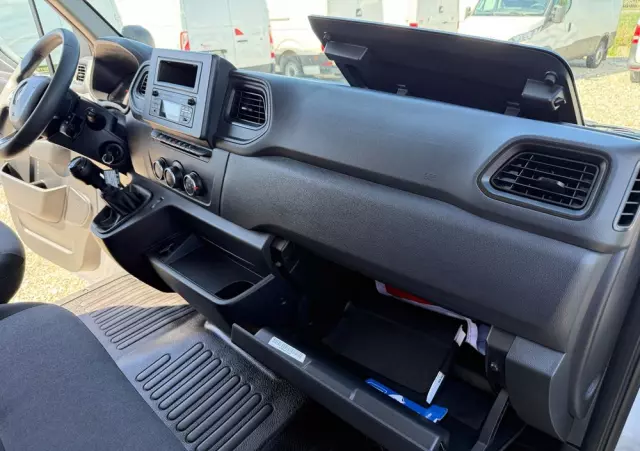 RENAULT 2023/MASTER/L3H2/135KM/Klima/tempomat/multifunkcja/Bliss/ 