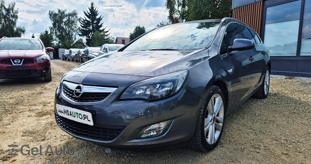 OPEL Astra IV 1.4 T Cosmo